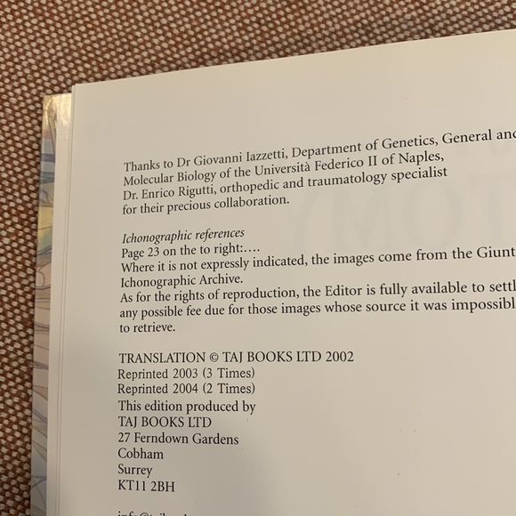 Anatomy Book - Picture 10 of 13